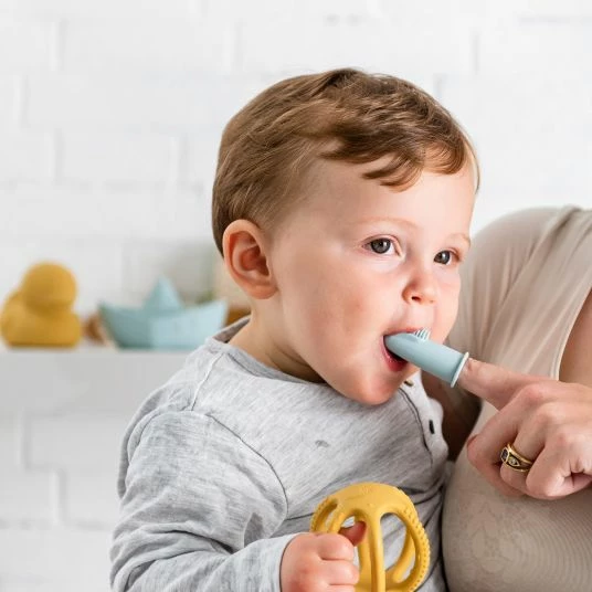 Nattou Fingerzahnbürste 2er Pack mit Aufberwarungsbox - Blue Petrol 3 Nattou Fingerzahnbürste 2er Pack mit Aufberwarungsbox - Blue Petrol – Bild 3